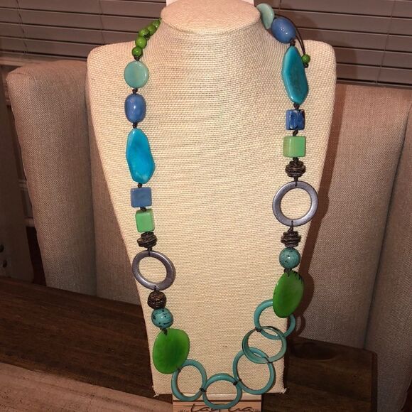 Organicā
TaguaāHandmadeĀ Necklace - Picture 2 of 5